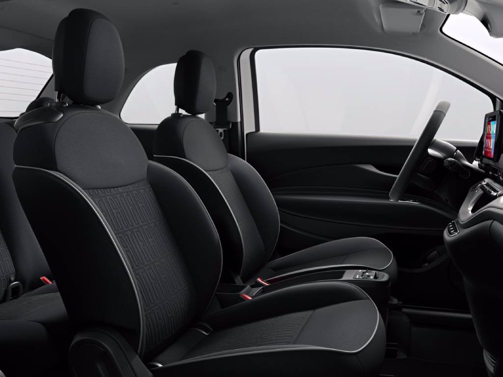 FIAT 500e 23,65 kwh entry pack tech
