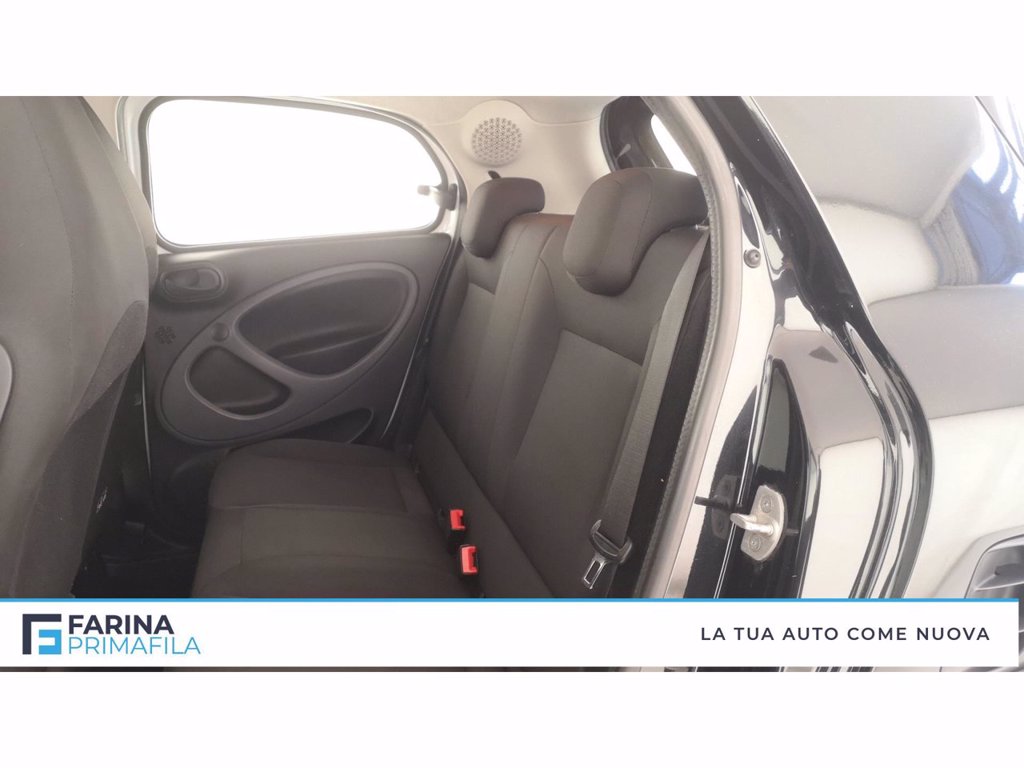 SMART Forfour 1.0 youngster 71cv my18