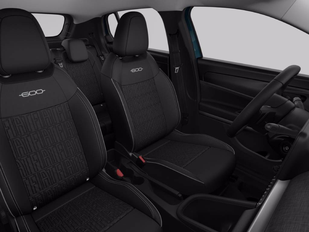 FIAT 600 1.2 hybrid 110cv auto