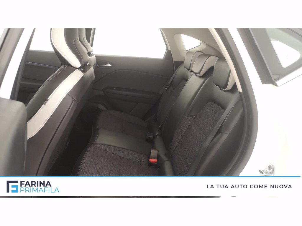 RENAULT Captur 1.6 E-Tech phev Intens 160cv auto my21