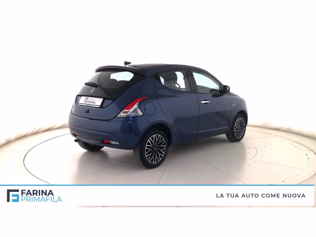 LANCIA Ypsilon 1.0 firefly hybrid platino s&s 70cv