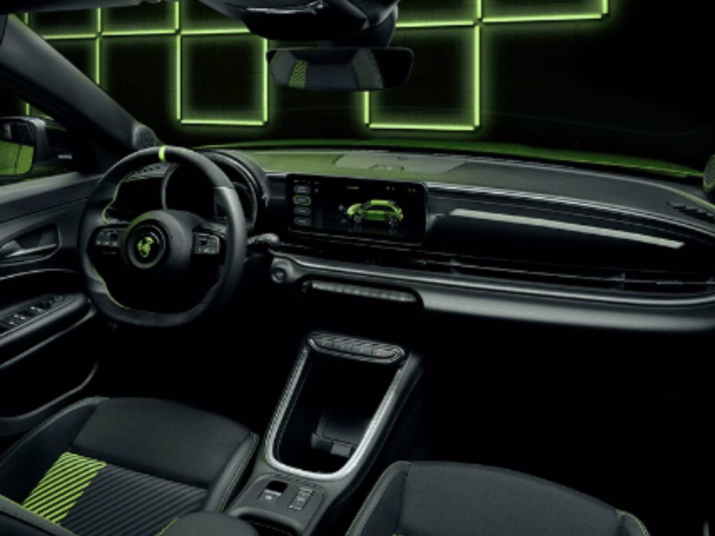 ABARTH 600e 54kwh turismo 240cv