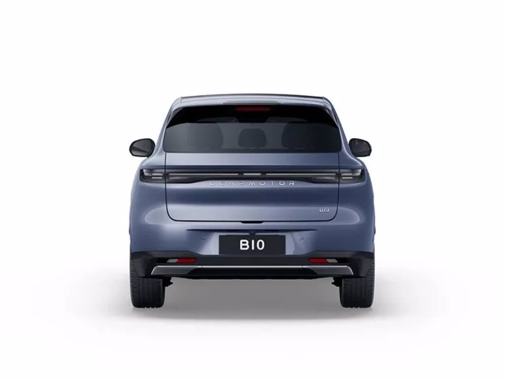 LEAPMOTOR B10 reev hybrid life